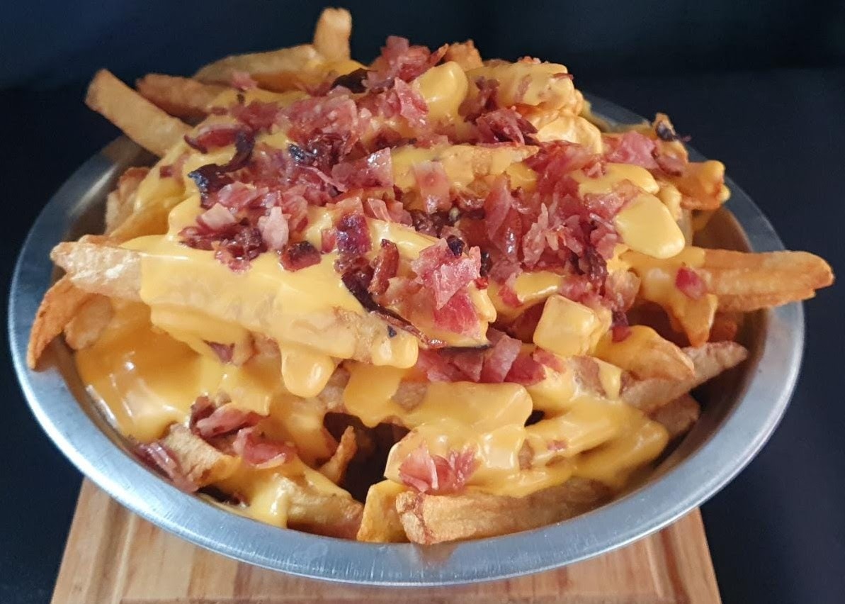 Papas Fritas con Bacon Chicas